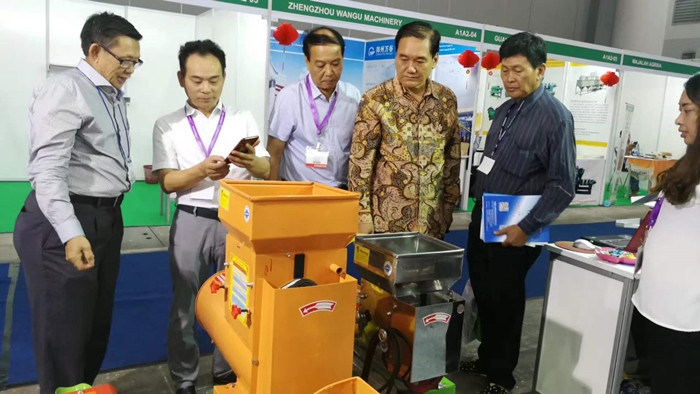農(nóng)家寶機(jī)械 印度尼西亞展會(huì)雅加達(dá)成功參展，并收獲滿(mǎn)滿(mǎn)